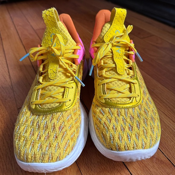 Curry Brand Sesame Street x Curry Flow 9 GS Street Pack - “Play Big” - Picture 2 of 10